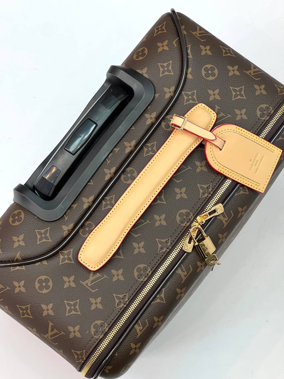 Чемодан Louis Vuitton